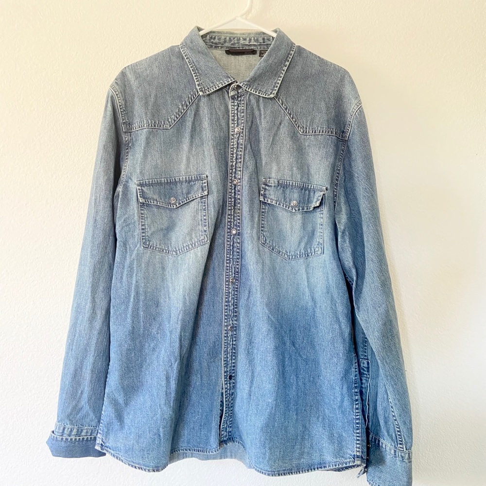 Kenneth Cole Jean Button Down